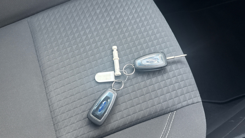 Ford Grand C-MAX 1.5 TDCi Zetec 5dr Diesel Estate